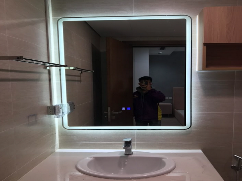 Gương led lắp trong nhà tắm, lavabo